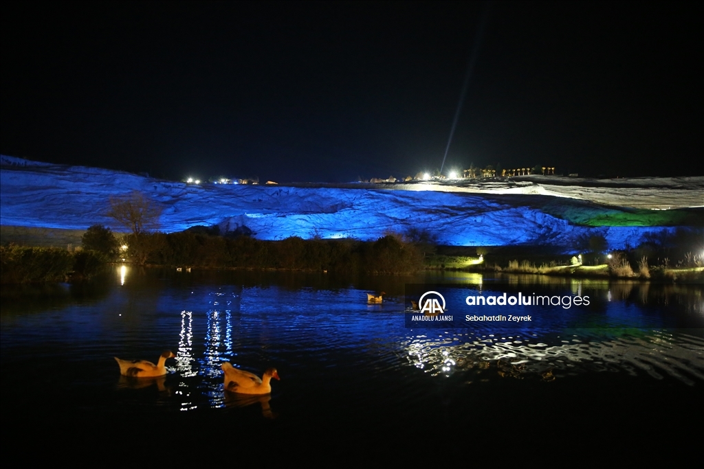 Denizli Hierapolis ören yerinde gece müzeciliğinin tanıtımı yapıldı