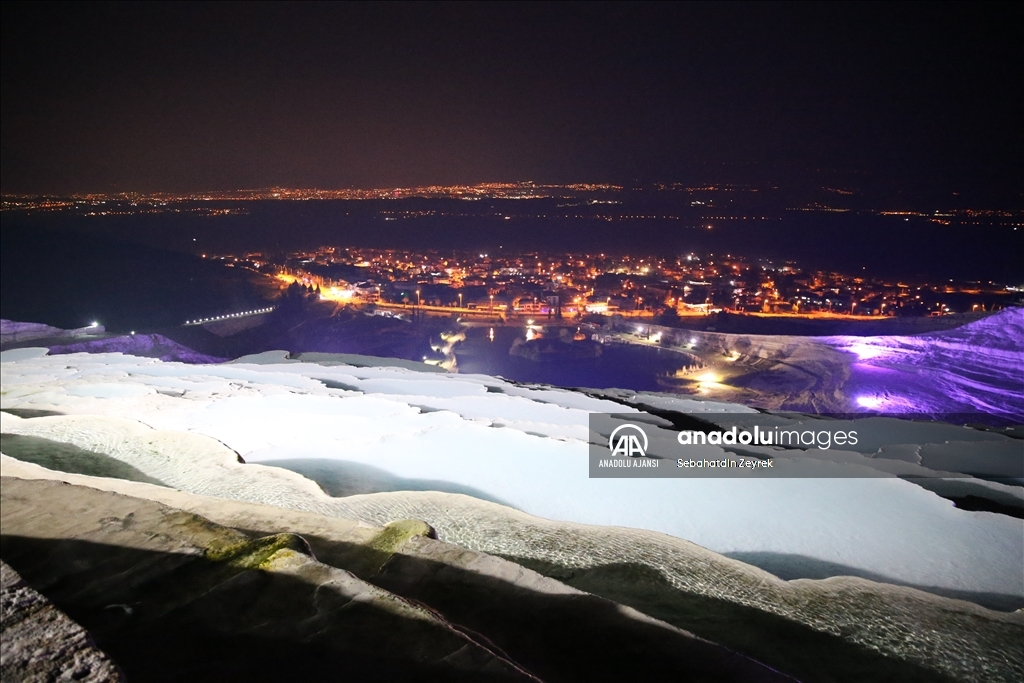 Denizli Hierapolis ören yerinde gece müzeciliğinin tanıtımı yapıldı