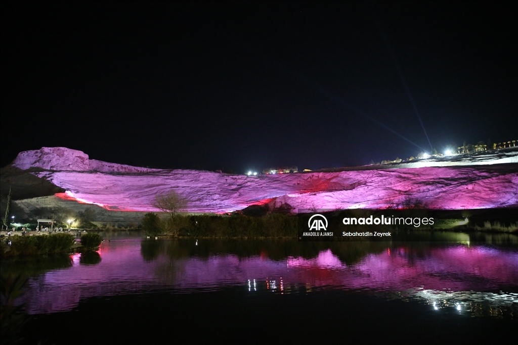 Denizli Hierapolis ören yerinde gece müzeciliğinin tanıtımı yapıldı