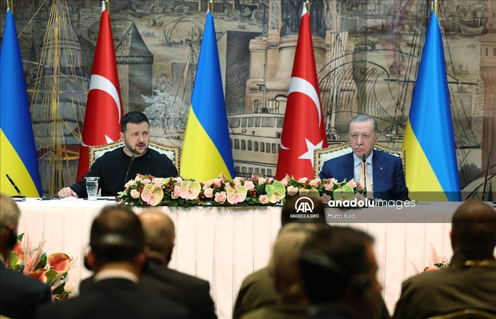 Cumhurbaşkanı Erdoğan, Ukrayna Devlet Başkanı Zelenskiy ile ortak basın toplantısı düzenledi