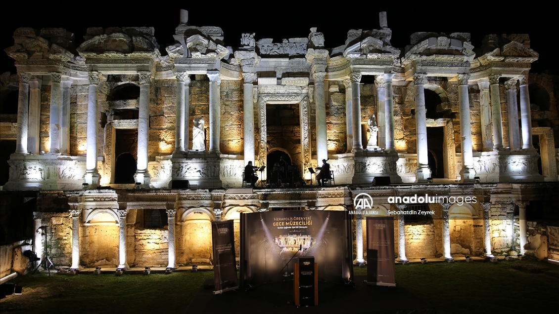 Denizli Hierapolis ören yerinde gece müzeciliğinin tanıtımı yapıldı
