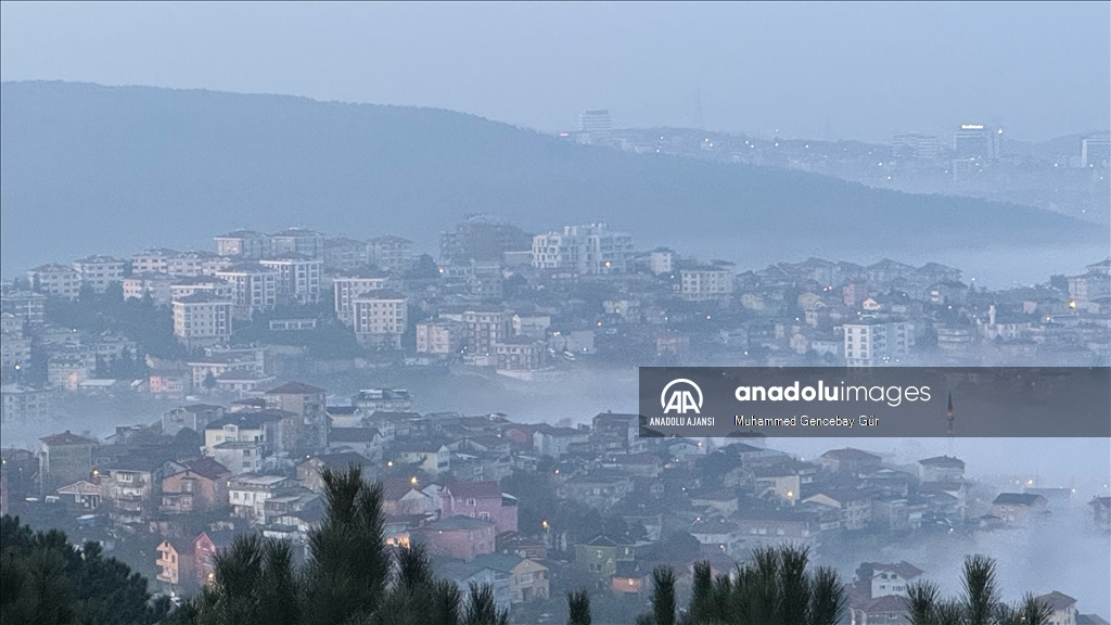 İstanbul’un yüksek kesimlerinde sis etkili oldu