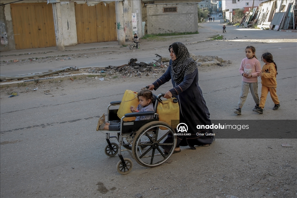 İsrail'in harabeye çevirdiği Gazze kentinde günlük yaşam