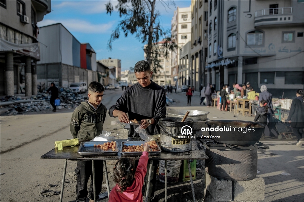 İsrail'in harabeye çevirdiği Gazze kentinde günlük yaşam