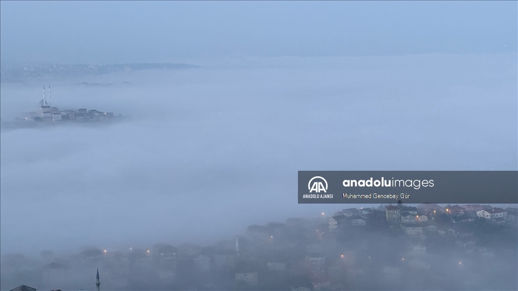 İstanbul’un yüksek kesimlerinde sis etkili oldu