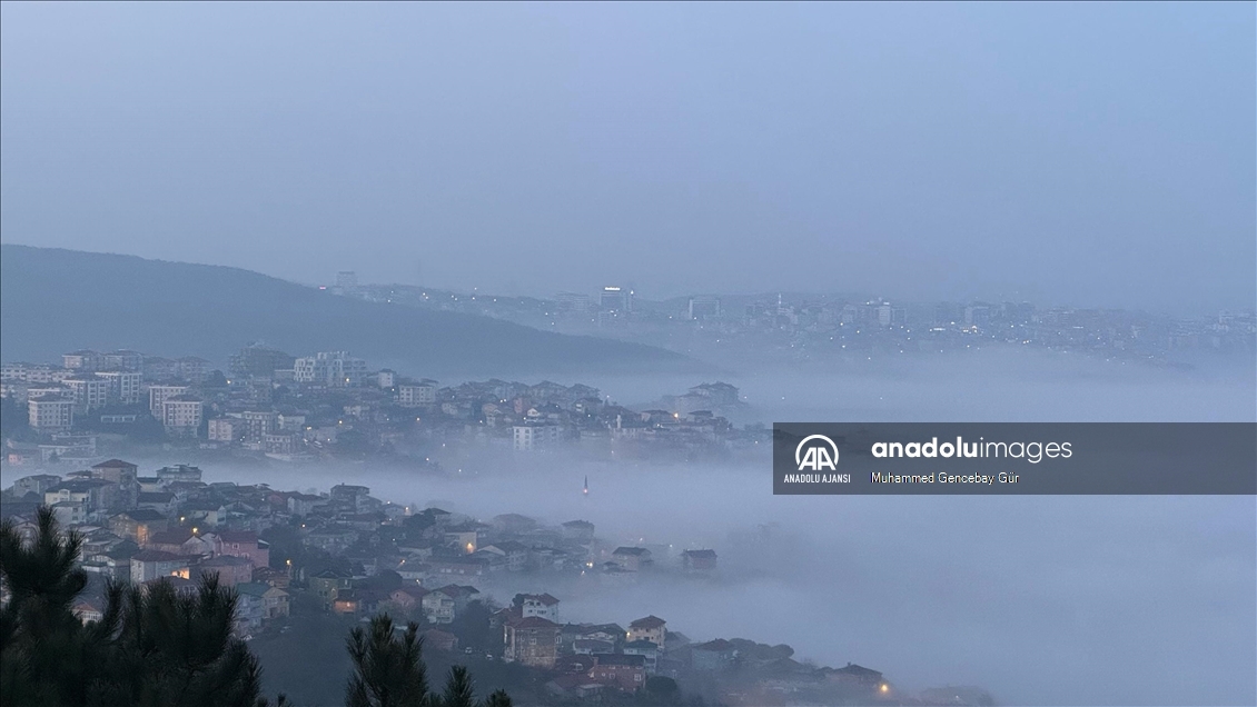 İstanbul'un kuzey ve yüksek kesimlerinde sis etkili oluyor
