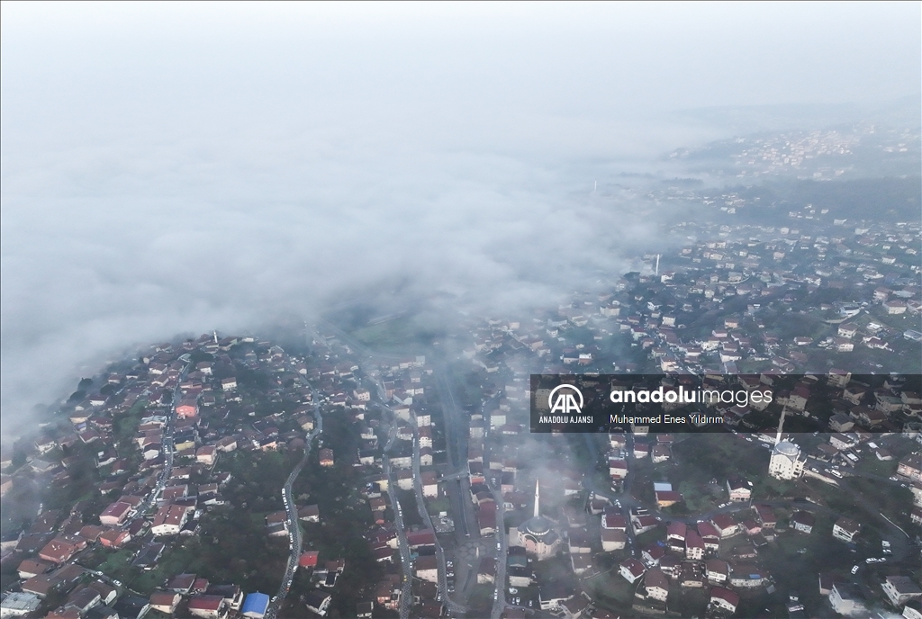 İstanbul'un kuzey ve yüksek kesimlerinde sis etkili oluyor