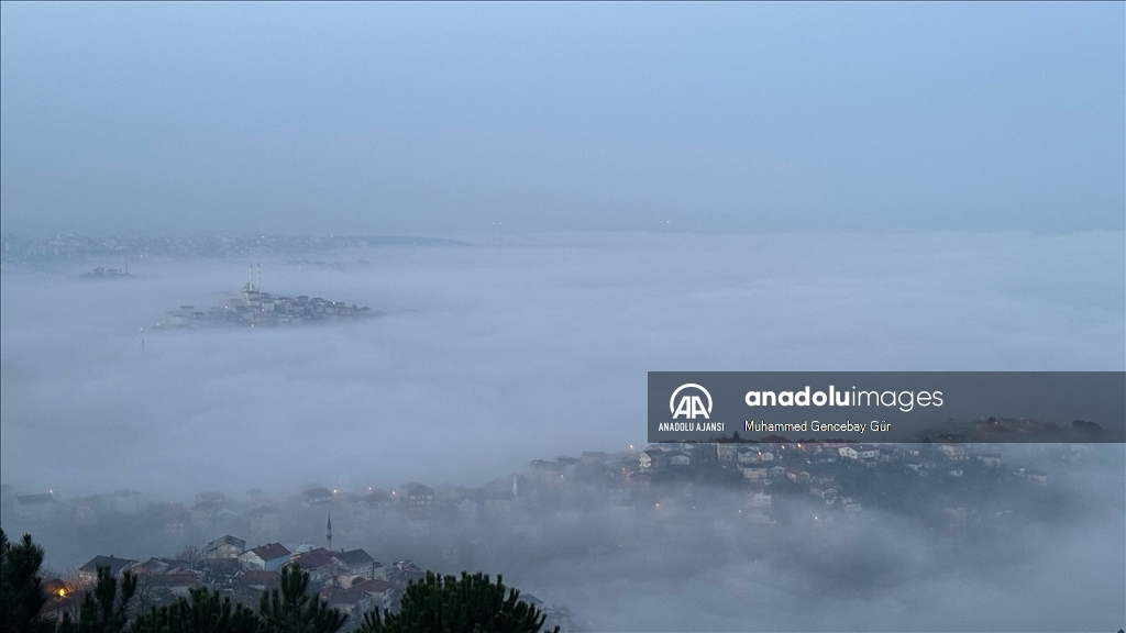 İstanbul’un yüksek kesimlerinde sis etkili oldu