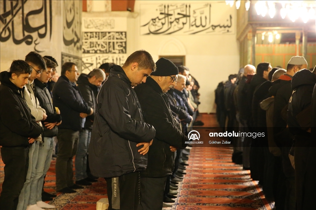 Edirne'de ilk teravih namazı kılındı