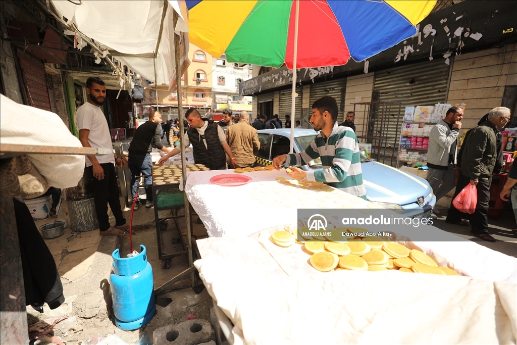 İsrail saldırıları altındaki Gazze'de ramazan heyecanı