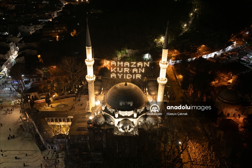 İstanbul'da ilk teravih namazı kılındı