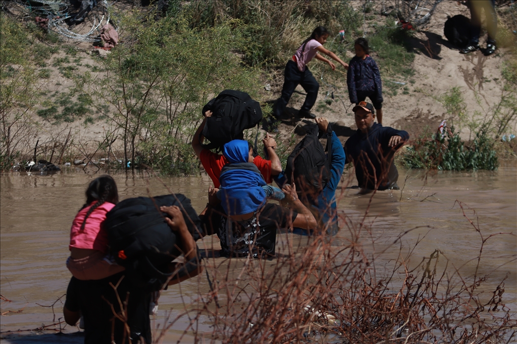 ABD - Meksika sınırındaki göçmen krizi sürüyor