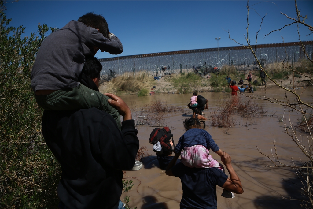 ABD - Meksika sınırındaki göçmen krizi sürüyor