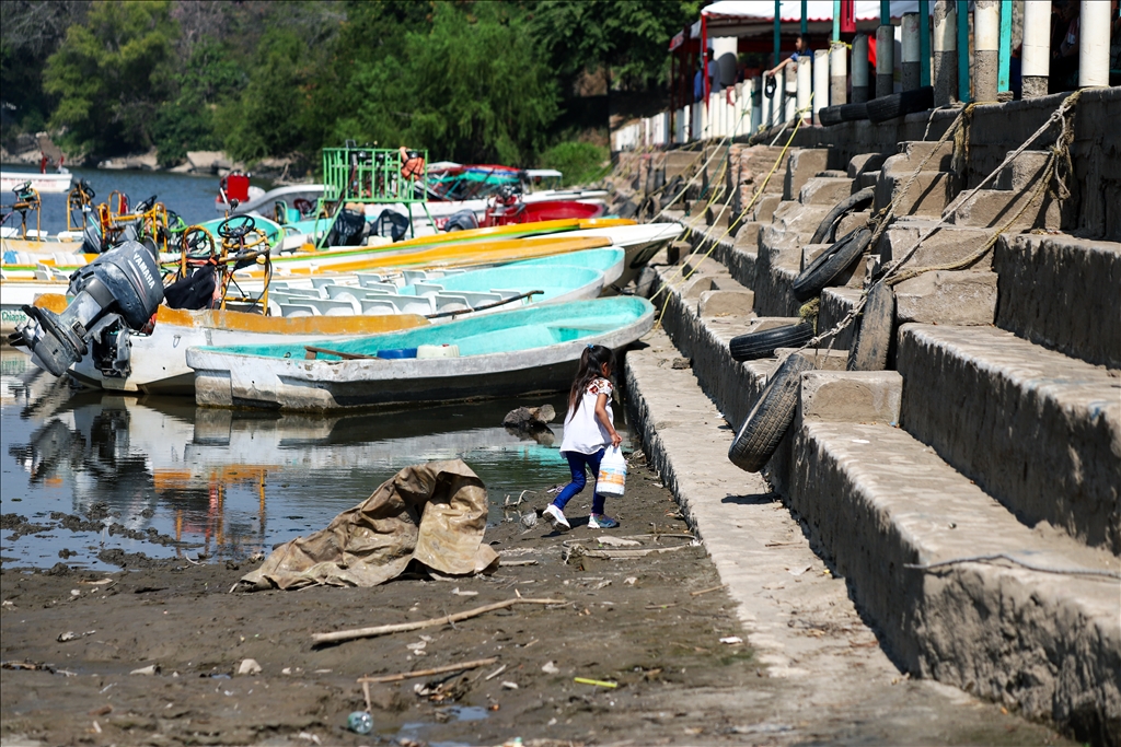 Kuraklık, Meksika’daki Grijalva Nehri'ndeki su seviyelerini endişelendirici seviyelere düşürdü