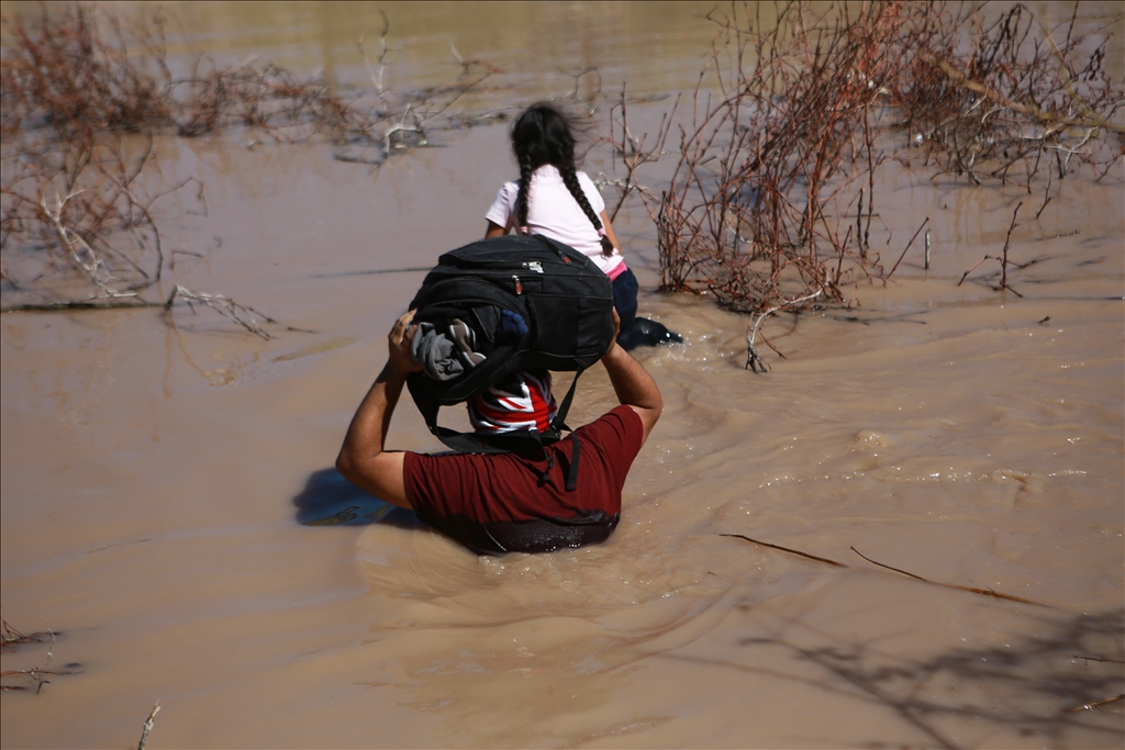 ABD - Meksika sınırındaki göçmen krizi sürüyor