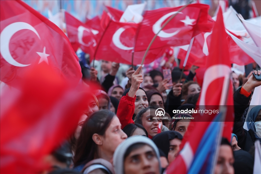 Cumhurbaşkanı ve AK Parti Genel Başkanı Erdoğan, Hakkari'de