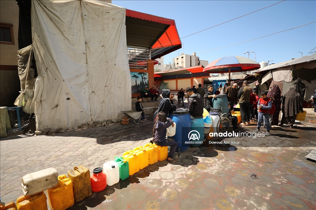Water shortage continues in Gaza amid Israeli attacks
