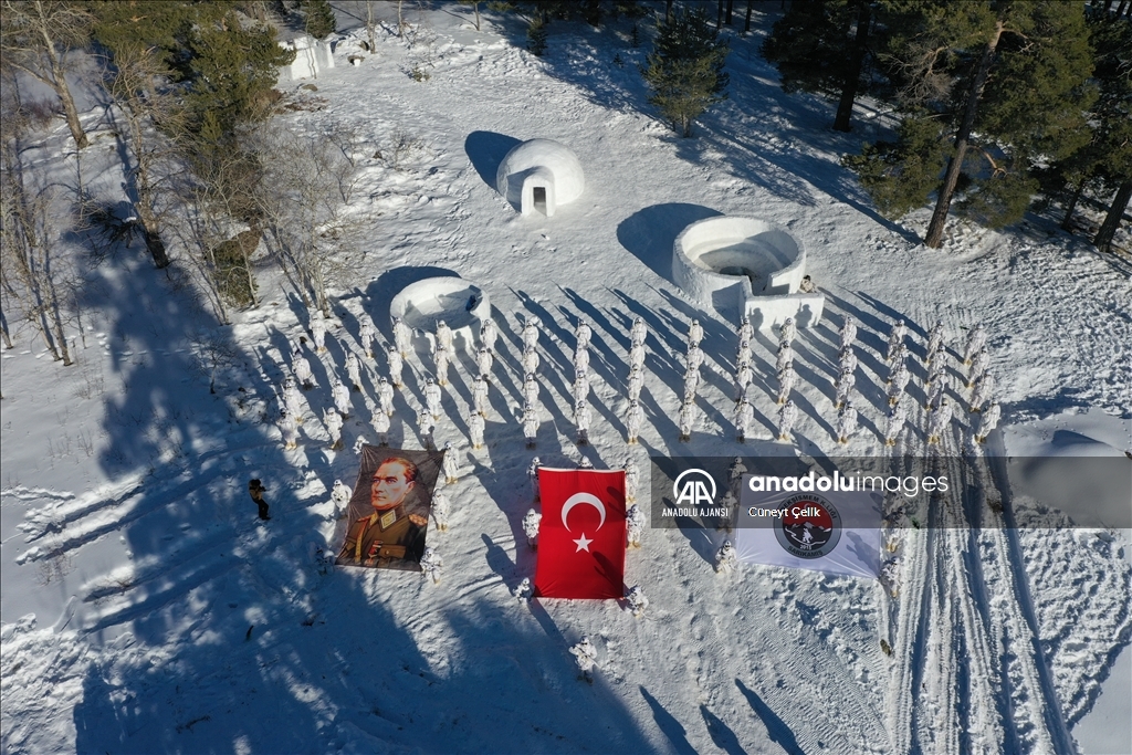 Karlı dağların erleri zorlu görevlere tatbikatlarla hazırlanıyor