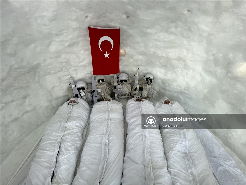 Karlı dağların erleri zorlu görevlere tatbikatlarla hazırlanıyor