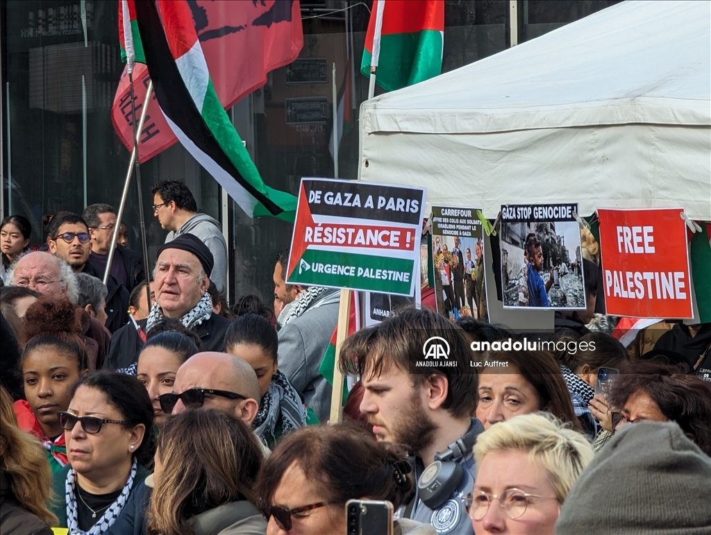 Paris'te Filistin'e destek gösterisi düzenlendi
