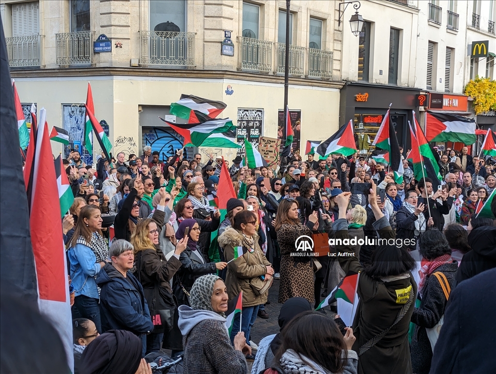 Paris'te Filistin'e destek gösterisi düzenlendi