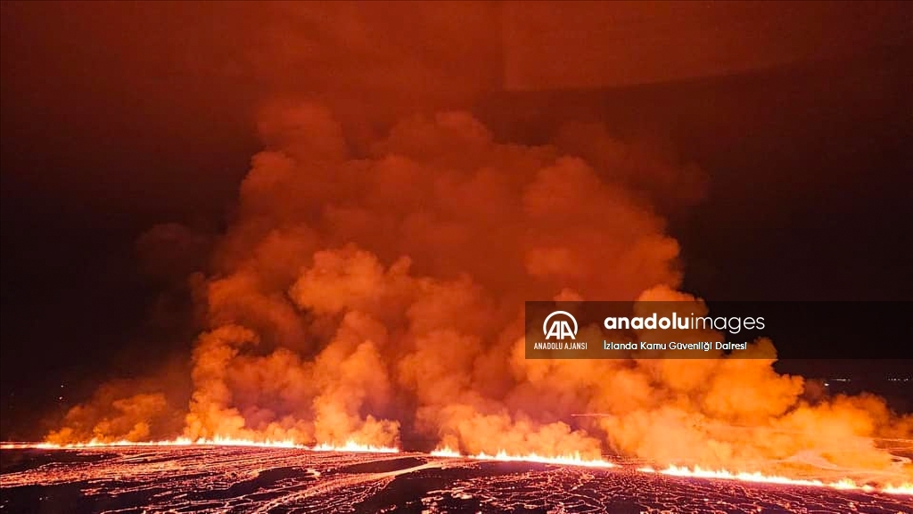 İzlanda'nın Reykjanes Yarımadası'nda son 3 ayda 4. kez meydana gelen yanardağ patlaması devam ediyor