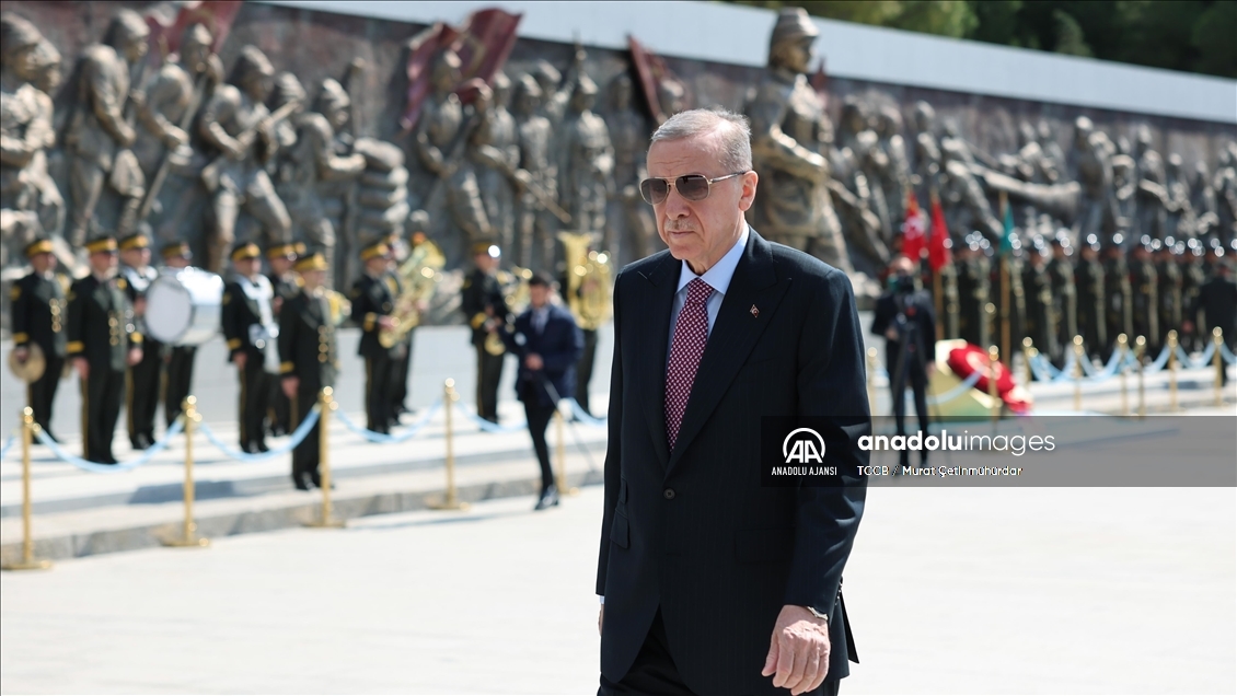 Cumhurbaşkanı Recep Tayyip Erdoğan, 18 Mart Şehitleri Anma Günü ve Çanakkale Deniz Zaferi'nin 109. Yıl Dönümü Töreni'ne katıldı