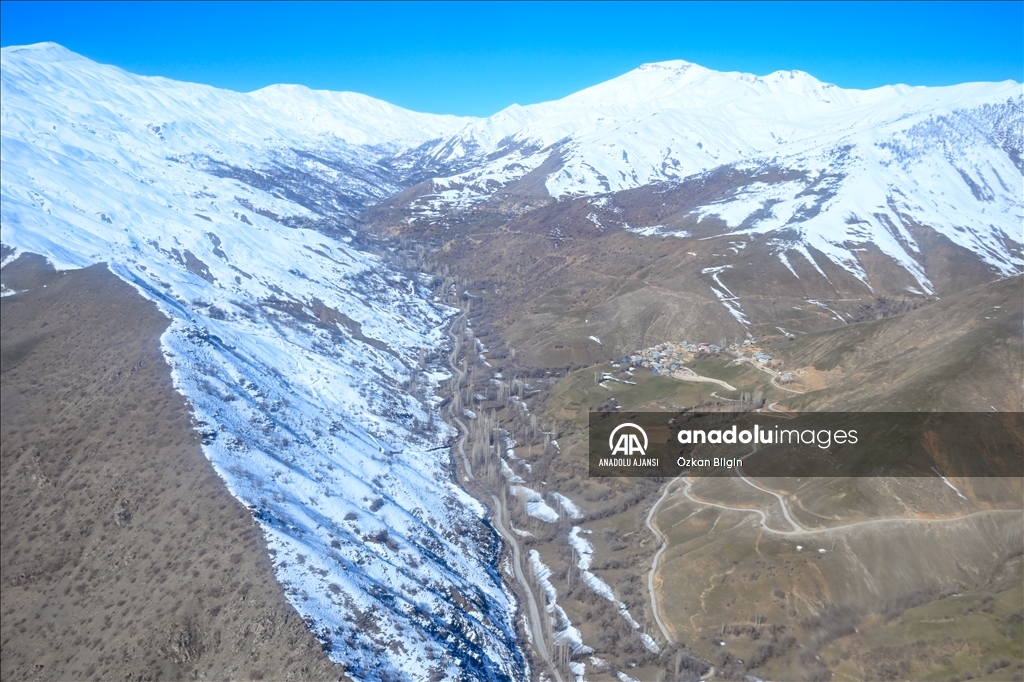 Van'ın güzellikleri havadan fotoğraflandı