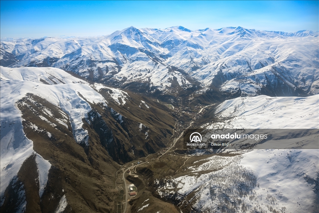 Van'ın güzellikleri havadan fotoğraflandı