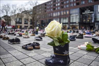 14.000 детски чевли се изложени во Холандија во спомен на убиените деца во Газа