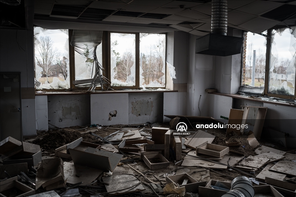 Разрушения в аэропорту Гостомель в Киеве в объективе «Анадолу» 3