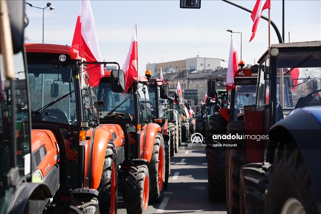 Polonyalı çiftçiler, AB'nin tarım politikalarını protesto etmeye devam ediyor