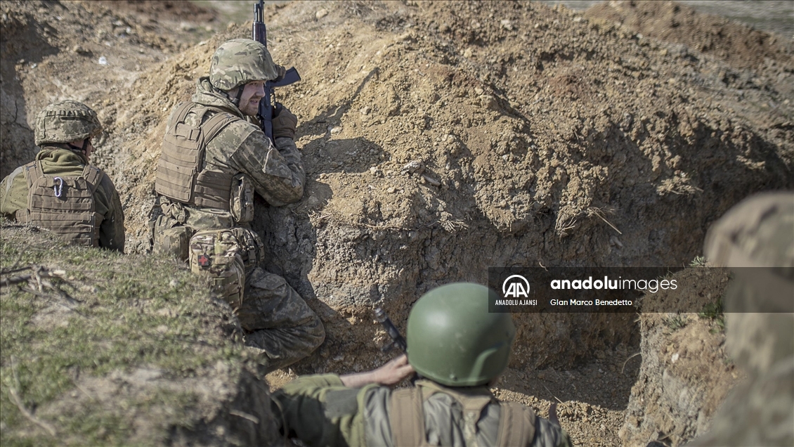 Ukrayna ordusu Herson Oblastı'nda askeri hazırlıklarını sürdürüyor