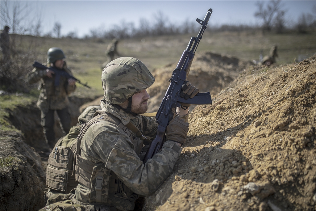 Ukrayna ordusu Herson Oblastı'nda askeri hazırlıklarını sürdürüyor