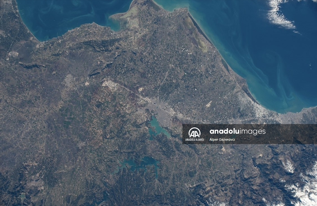 Türkiye'nin ilk astronotu Gezeravcı, uzaydan çektiği Adana fotoğraflarını paylaştı