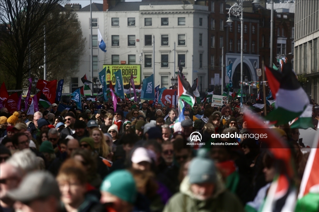 Dublin'de Filistin'e destek gösterisi düzenlendi