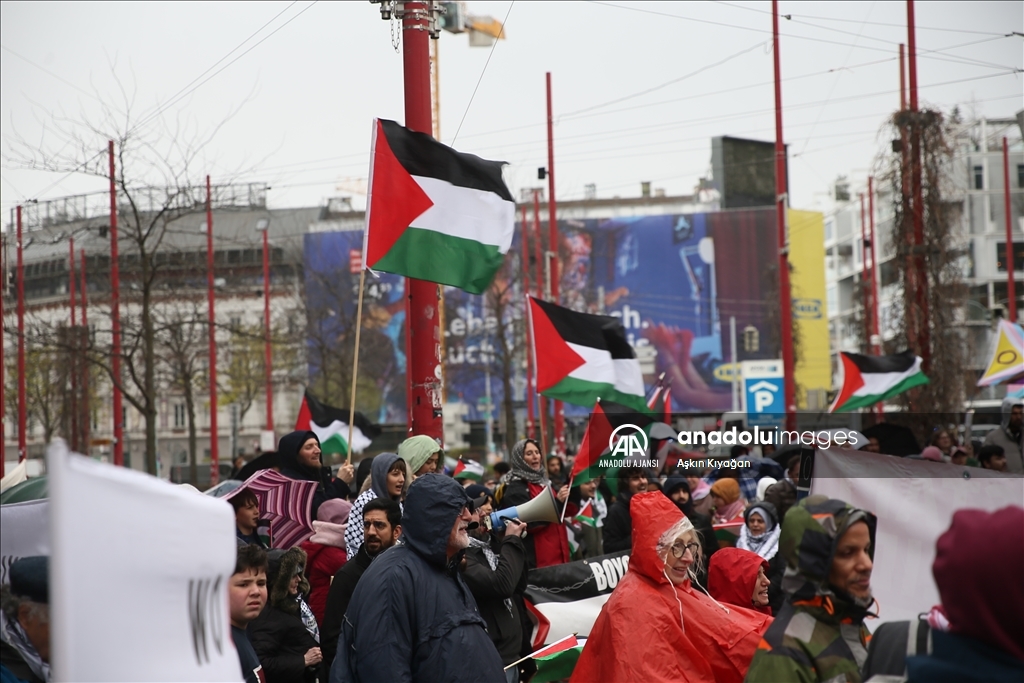 Avusturya’da Filistin’e destek yürüyüşü düzenlendi