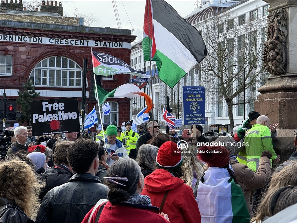 İngiltere genelinde 48 noktada Filistin'e destek gösterileri düzenlendi