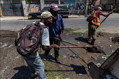 На улицах Гаити продолжаются беспорядки вопреки режиму ЧС