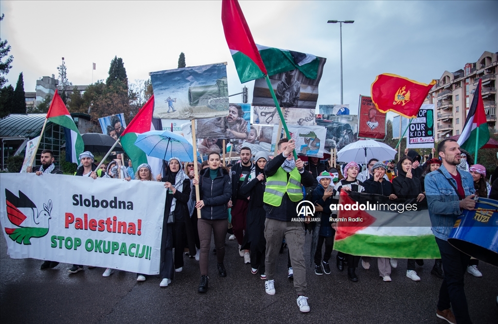 Karadağ'da İsrail'in Gazze'ye yönelik saldırıları protesto edildi
