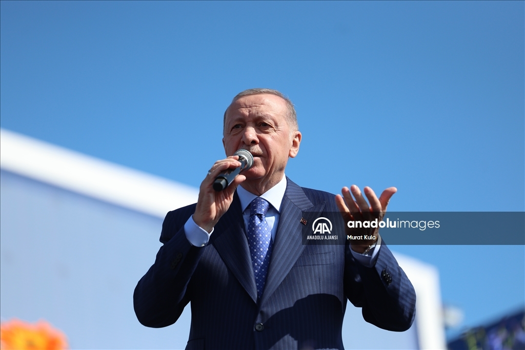 AK Parti’nin “Yeniden Büyük İstanbul Mitingi”