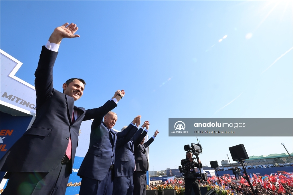 AK Parti’nin “Yeniden Büyük İstanbul Mitingi”