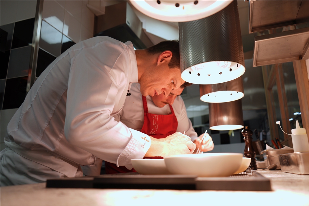 Michelin yıldızlı Fransız şef, şeker kullanmadan tatlı yemekler hazırlayabiliyor