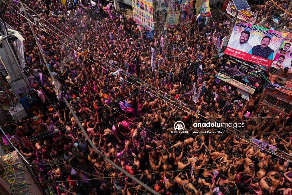 Hindistan'da 'renklerin festivali'