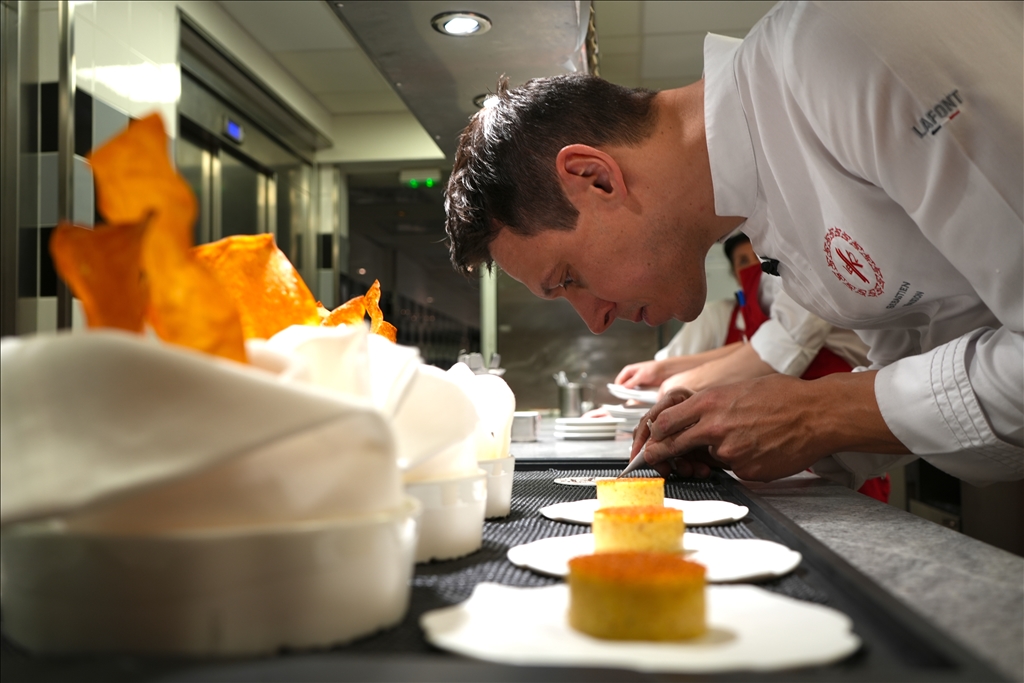 Michelin yıldızlı Fransız şef, şeker kullanmadan tatlı yemekler hazırlayabiliyor