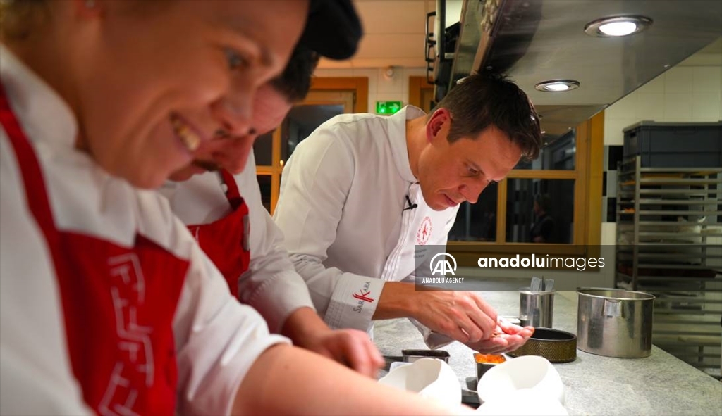 Le chef pâtissier français étoilé Sébastien Vauxion
