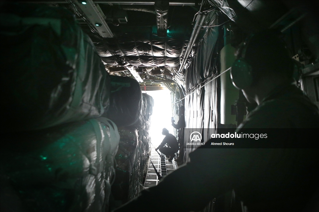 Иордания приняла участие в операции по оказанию гумпомощи Газе по воздуху