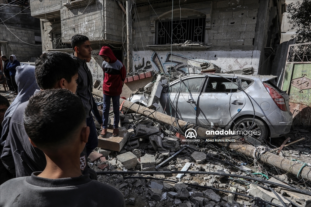 İsrail ordusu Refah'taki Issa ailesinin evine saldırı düzenledi