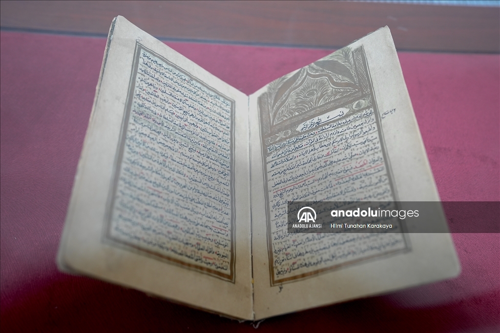 Erzurum'da 700 yıllık yazma eserler ramazana özel ziyarete açıldı