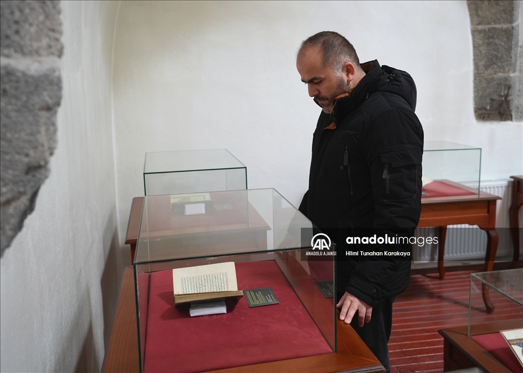 Erzurum'da 700 yıllık yazma eserler ramazana özel ziyarete açıldı